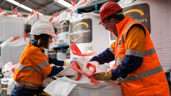 Incitec Pivot to halt fert production in Vic, sell Qld site after profit fall