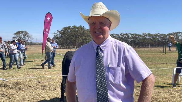 'A tremendous life': Auctioneer's career has taken him all over the world