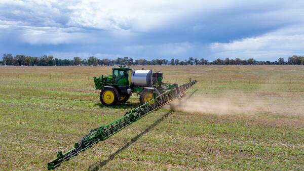 APVMA under the spotlight as lobby groups highlight performance shortfalls