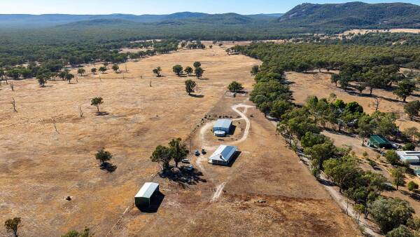 Three lots offered in Chiltern estate sale with clearing sale to follow