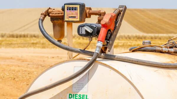 Canberra on notice over farm fuel and fertiliser security as Iran war impact bites